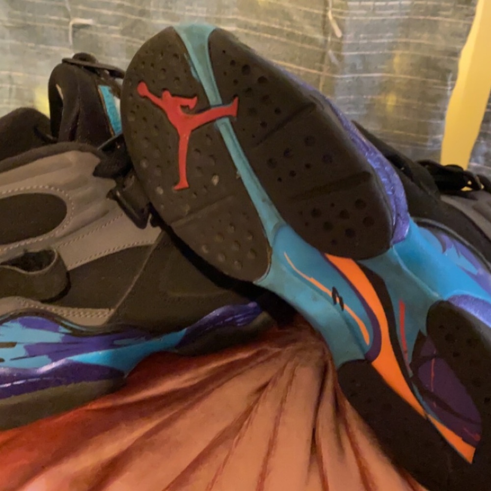 Retro Jordans - Picture 3 of 3